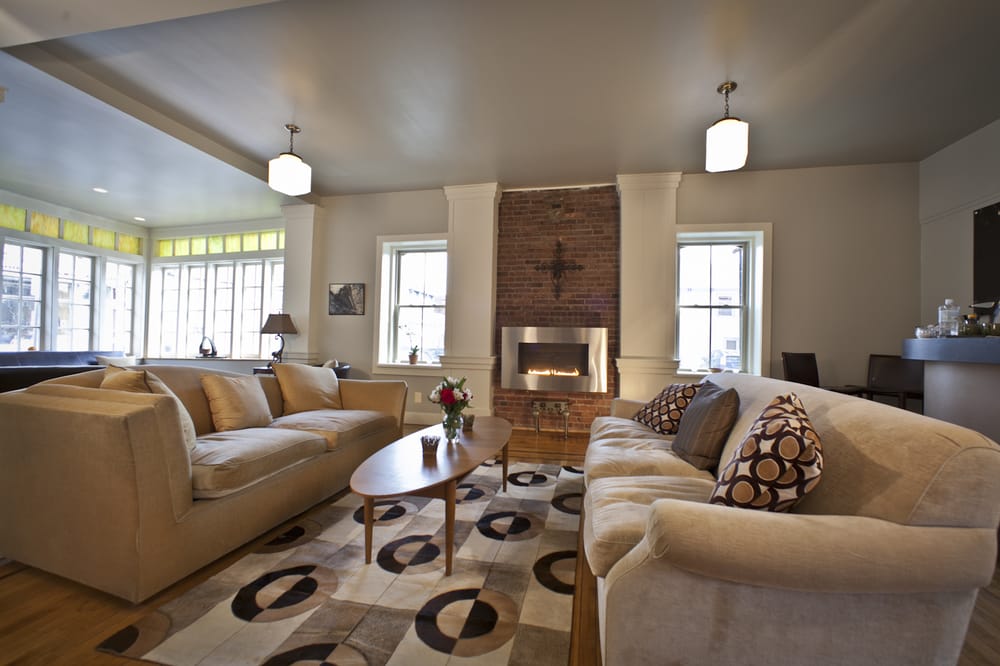 The 1850 House Inn & Tavern