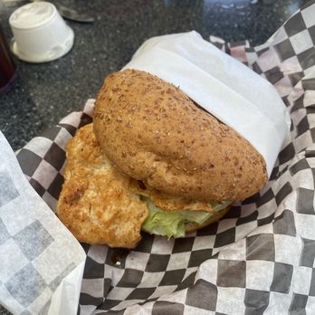 Cool Cat Cafe - Boogie Woogie (grilled chicken sandwich) - American Near Me - Pismo Beach, California Cool Cat Cafe - Boogie Woogie (grilled chicken sandwich) - American Near Me - Pismo Beach, California