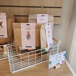 Strikke Yarn & Supply - Knitting and crochet kits