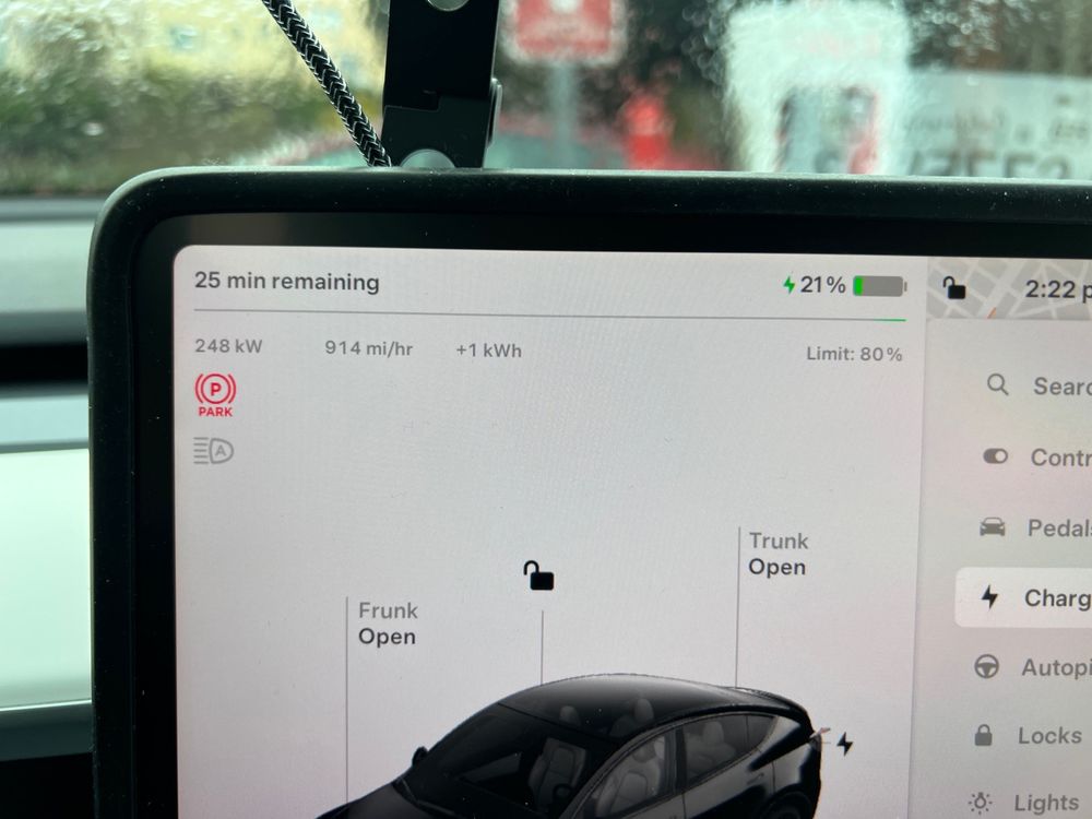 TESLA SUPERCHARGER Updated October 2024 6917 Mission St, Daly City