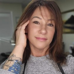 Totally Browtiful Microblading  - Brow boss