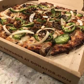 Donatos Pizza - Cauliflower crust garden pizza with plant based sausage for protein is an excellent pizza! - Pizza Near Me - Florence, Kentucky Donatos Pizza - Cauliflower crust garden pizza with plant based sausage for protein is an excellent pizza! - Pizza Near Me - Florence, Kentucky