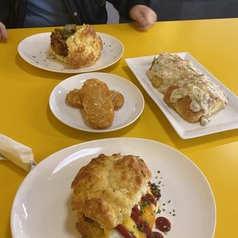 Seasons By 10/Fold - Biscuits and gravy, sunday supper, bacon egg n cheese, hashbrowns - Breakfast & Brunch Near Me - Myrtle Beach, South Carolina Seasons By 10/Fold - Biscuits and gravy, sunday supper, bacon egg n cheese, hashbrowns - Breakfast & Brunch Near Me - Myrtle Beach, South Carolina