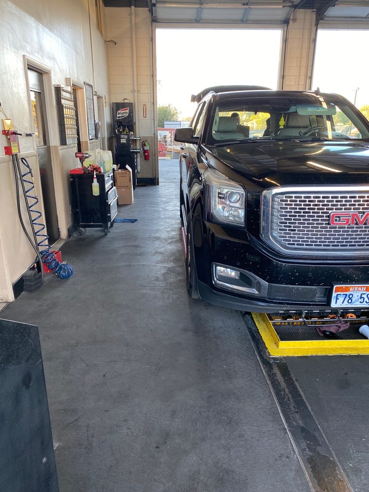 JIFFY LUBE Updated September 2024 19 Reviews 1850 W 4100th S