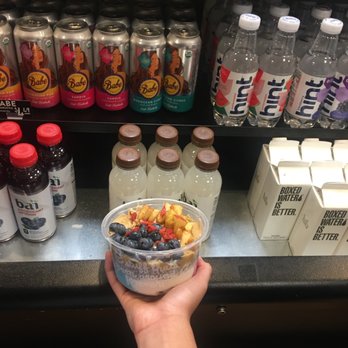 everbowl - LOVE IT , lily was amazing she helped me and my son jimmy 10-10 coMING AGAIN!!!   Also love the spooky season decorations - Acai Bowls Near Me - San Marcos, California