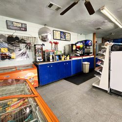 Farmer's Mini Mart - Beverage Station