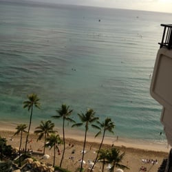Encompass the World Travel - Waikiki Beach