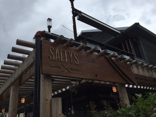 Salty's Beach House by null