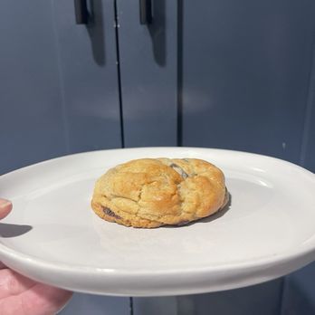 Chip Cookies - Rolling Hills - Look how tall this semi-sweet chocolate chip cookie is! - Bakeries Near Me - Torrance, California Chip Cookies - Rolling Hills - Look how tall this semi-sweet chocolate chip cookie is! - Bakeries Near Me - Torrance, California