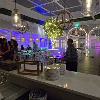 The Hampton Social - Orlando - Seafood Near Me - Orlando, Florida