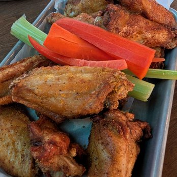 Four Corners Taphouse - Crispy skin wings - Sports Bars Near Me - Peoria, Arizona