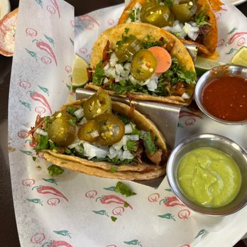 Alejandro's Amigos Taqueria - Street tacos - Mexican Near Me - Stow, Ohio