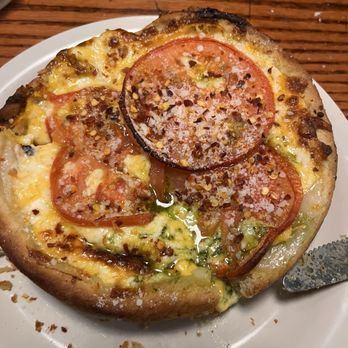 Pizzeria Uno - Tomatoe Four Cheese & Pesto - Pizza Near Me - Chicago, Illinois