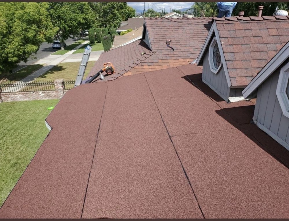 Slide of Roofing Company in Pasadena 