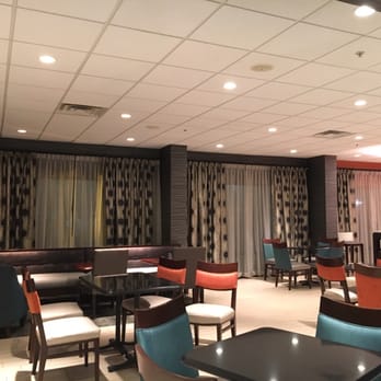 Hampton Inn Dover - Hotels Near Me - Dover, Delaware