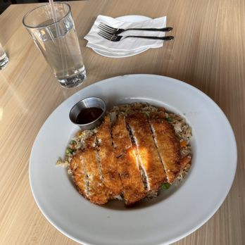 Original Thai BBQ - SP3. Crispy Chicken fried rice - Thai Near Me - Clackamas, Oregon