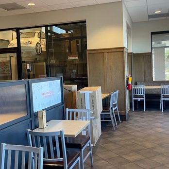Chick-fil-A - Dinning area (currently closed to customers) - Chicken Shop Near Me - Sparks, Nevada Chick-fil-A - Dinning area (currently closed to customers) - Chicken Shop Near Me - Sparks, Nevada