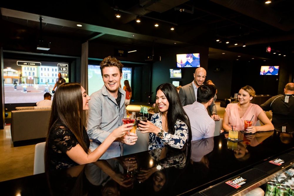 PAR BAR TOPGOLF SWING SUITE Updated September 2024 525 Bay Street