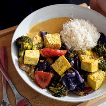 Planted Meals - Planted Meal's thai red curry with tofu and roasted vegetables - Food Delivery Services Near Me - Vancouver, British Columbia Planted Meals - Planted Meal's thai red curry with tofu and roasted vegetables - Food Delivery Services Near Me - Vancouver, British Columbia