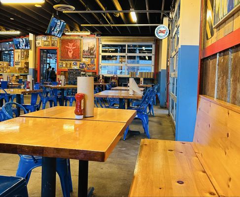 Martin's Bar-B-Que Joint by null