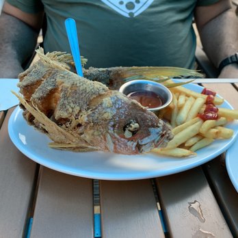 Captain Craig's Restaurant - Red Snapper - Seafood Near Me - Tavernier, Florida Captain Craig's Restaurant - Red Snapper - Seafood Near Me - Tavernier, Florida