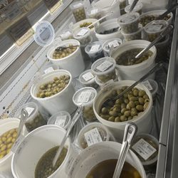Stamoolis Brothers - Olive bar