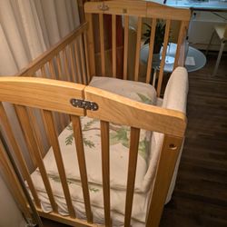 Glockenhof - Quality crib provided