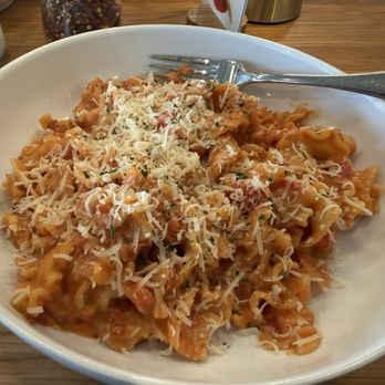 Sauci Pasta - Pasta Arrabbiata - Pasta Shops Near Me - Saint Charles, Missouri
