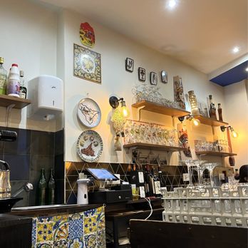 Da Melo - Front Counter - Italian Near Me - Paris