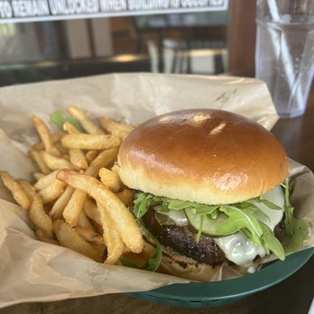 Homestead Kitchen - Homestead burger and fries - American Near Me - Talkeetna, Alaska