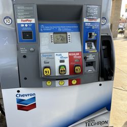 Chevron - Pump