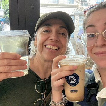Paris Baguette - Coffee & Tea Near Me - Los Angeles, California