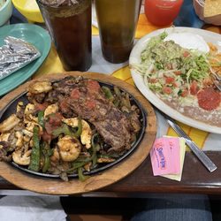 Pepper's Mexican Grill - Peppers fajitas. Awesome.