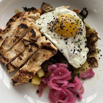 Milo - Farmers daughter salad with grilled chicken added! - Breakfast & Brunch Near Me - Waco, Texas