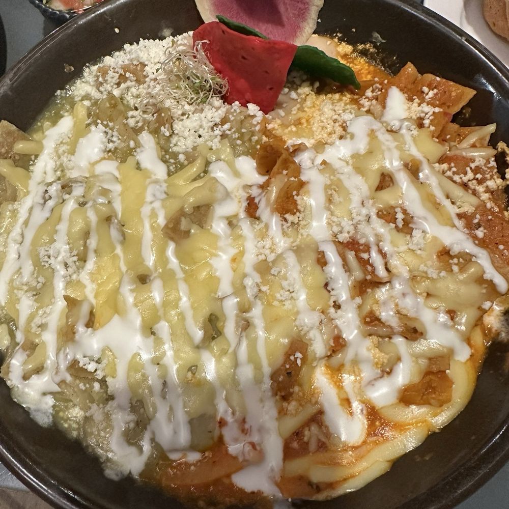 Fredy's Tucan - Chilaquiles divorciados - Bars Near Me - Puerto Vallarta, JAL Fredy's Tucan - Chilaquiles divorciados - Bars Near Me - Puerto Vallarta, JAL