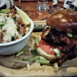 La Cage Aux Sports - Burger buffalo