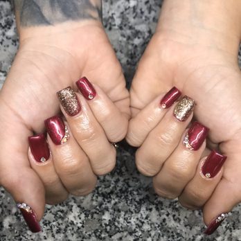 Gradient Nail - Not even close.. - Nail Salons Near Me - Honolulu, Hawaii Gradient Nail - Not even close.. - Nail Salons Near Me - Honolulu, Hawaii