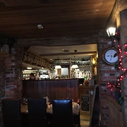 Jolly Sailor Inn - Inside the dining room