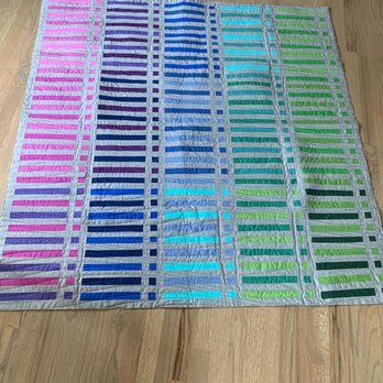 Quilters Quest - Fabric Stores Near Me - Downers Grove, Illinois