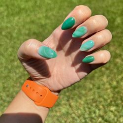 Atlantis Nail Bar - Marble green