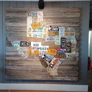The Riverside Seafood and Grill - Decor - Seafood Near Me - Channelview, Texas