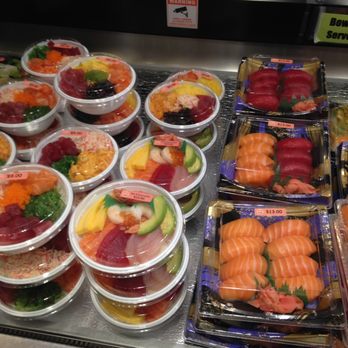 Ahi & Vegetable - Ala Moana - Gorgeous and healthy selections - Poke Near Me - Honolulu, Hawaii Ahi & Vegetable - Ala Moana - Gorgeous and healthy selections - Poke Near Me - Honolulu, Hawaii
