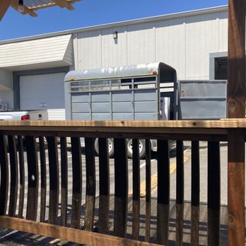 Santiam Brewing - Brewpubs Near Me - Salem, Oregon Santiam Brewing - Brewpubs Near Me - Salem, Oregon