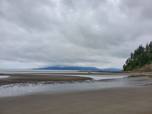 Wreck Beach by null