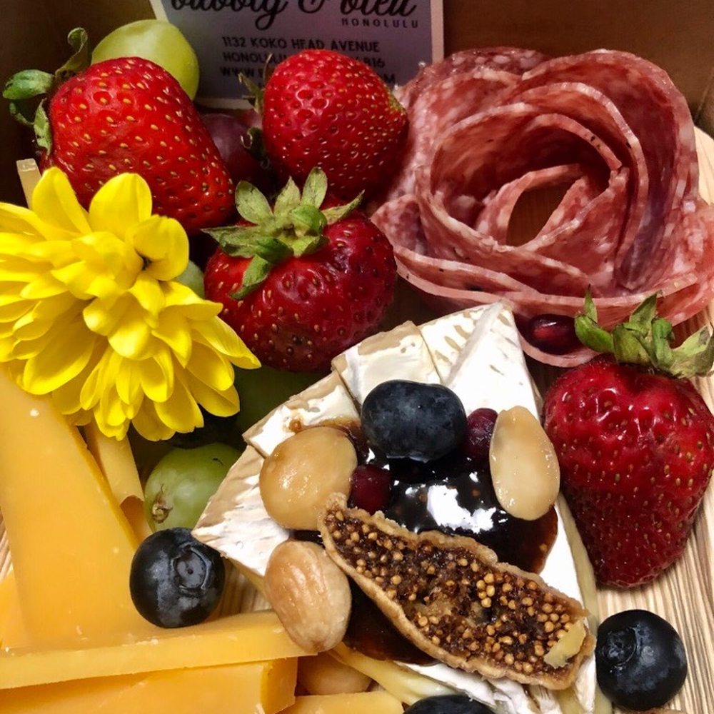 Bubbly & Bleu - Minimo box - $21 - Cheese Shops Near Me - Honolulu, Hawaii Bubbly & Bleu - Minimo box - $21 - Cheese Shops Near Me - Honolulu, Hawaii