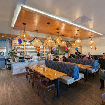 Basil & Co - Inside the restaurant - Thai Near Me - Diamond Bar, California