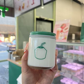 Tong Sui - T02 Signature Coconut Pudding - Glass Jar - Desserts Near Me - Milpitas, California Tong Sui - T02 Signature Coconut Pudding - Glass Jar - Desserts Near Me - Milpitas, California