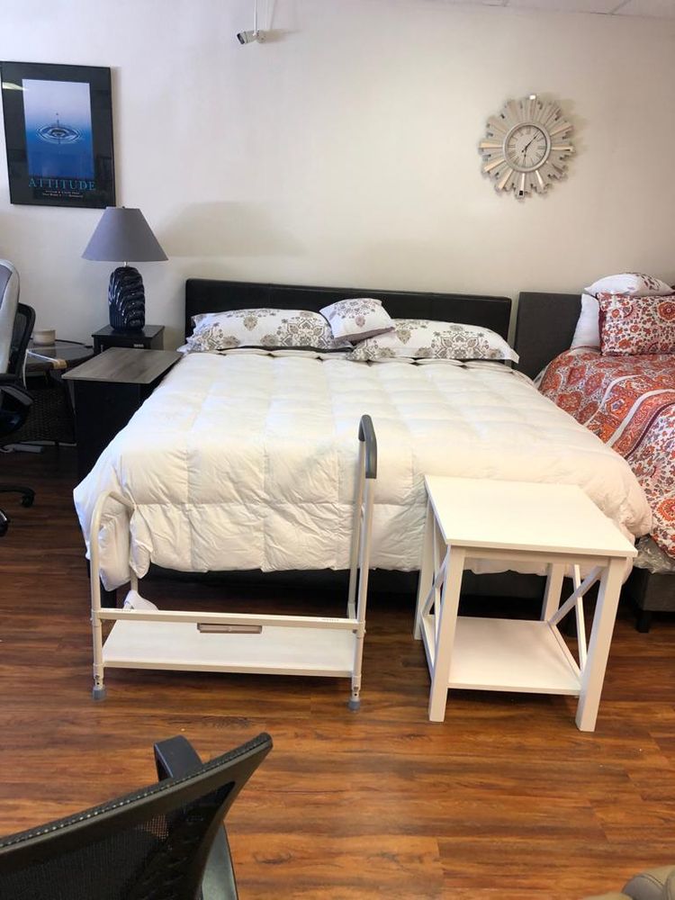 KIM FURNITURES Updated June 2024 4023 N Cherry St, Kansas City