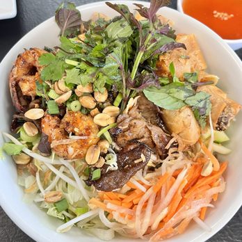 Tiger Pho - Load Noodle Bowl Bun Thit Nuong - Vietnamese Near Me - Baton Rouge, Louisiana Tiger Pho - Load Noodle Bowl Bun Thit Nuong - Vietnamese Near Me - Baton Rouge, Louisiana