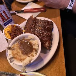Ribs with mashed potatoes Ribs with mashed potatoes